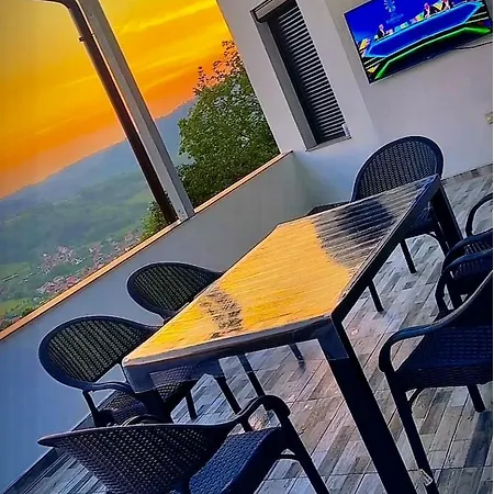 La Femme * 图兹拉